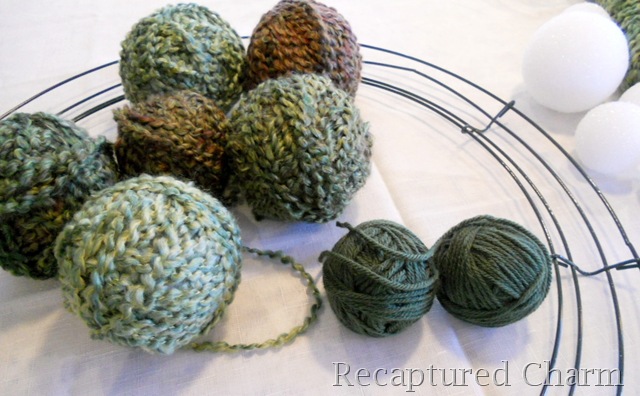 [yarn christmas wreath 008a[9].jpg]